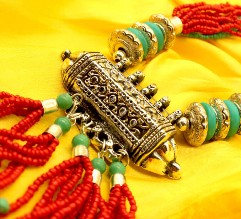 Red & Turquoise Seed Beads Pote with Oxidise Pendent & Earring - Image 2